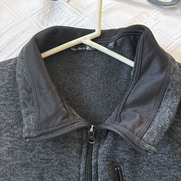 Dark gray warm comfortable vest - Picture 3 of 6